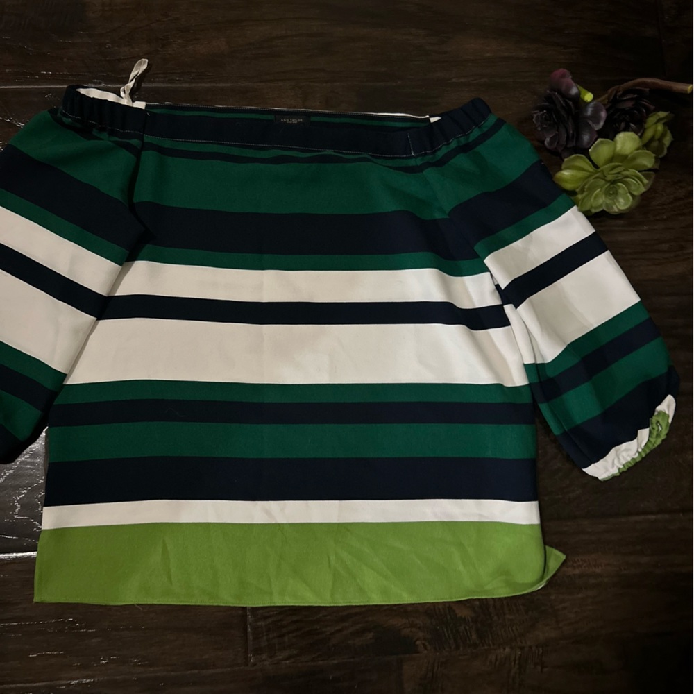 Ann Taylor off the shoulder